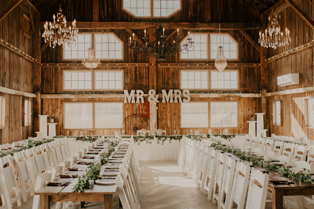 Michigan barn wedding reception space